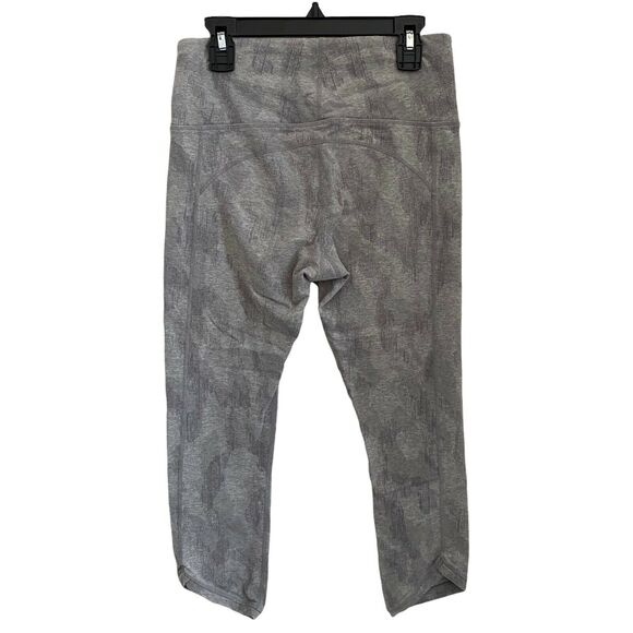 Athleta Small Leggings Sandbar Be Present Capri Cropped Gray Print - Picture 8 of 9